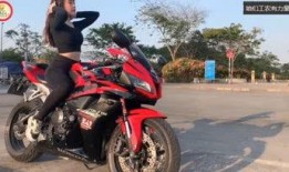 雅马哈r1视频,雅马哈R1激情驾驭体验全解析