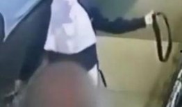 给女人用木马刑视频,木马刑视频的黑暗真相