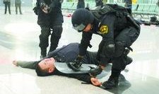 济南特警击毙暴徒视频,捍卫城市安宁瞬间