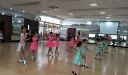 考级拉丁舞蹈视频,舞步技巧与风格演绎