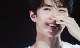 在床上爱情的小视频,私密瞬间温馨回顾