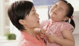 妈妈打我屁股视频,妈妈打屁股的温馨瞬间