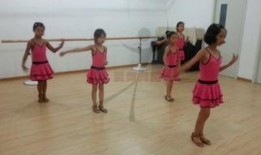 十八步舞教学视频,轻松掌握古典舞步精髓