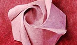 折纸玫瑰视频教程,跟随视频教程，轻松折出完美玫瑰
