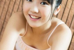 小萝莉椎名桃子视频,小萝莉的可爱魅力与成长瞬间