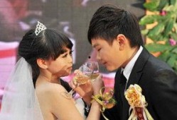 袖珍人王芸的婚礼视频,小身材大梦想