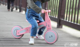 儿童车小视频,儿童车小视频带你领略童真世界