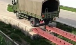 大卡车的视频,视频揭秘其强大性能与独特魅力