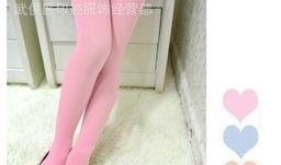 小女孩穿丝袜视频教程