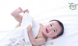 四个月宝宝翻身视频,见证宝宝成长的神奇一幕