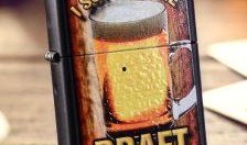 打火机开啤酒视频教程,跟着视频教程学打火机开瓶技巧